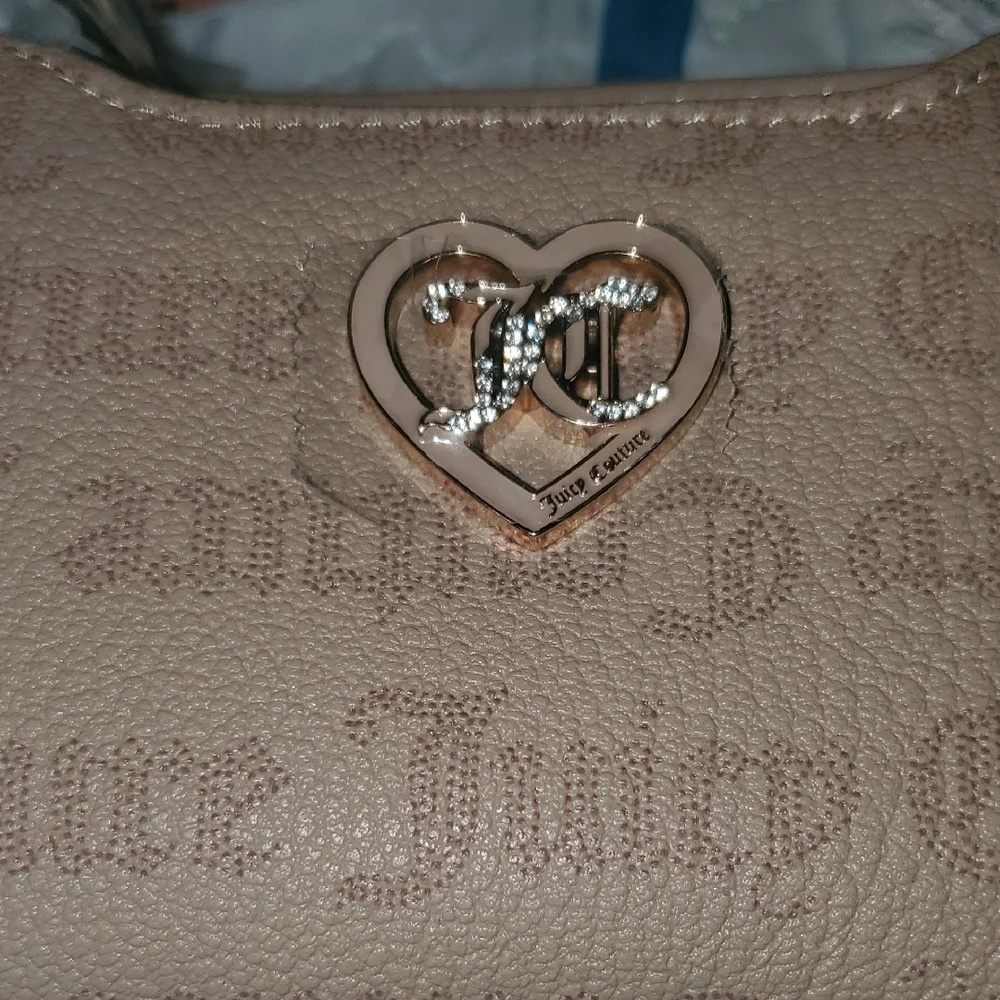 NWT Juicy Couture Beige Logo Wallet